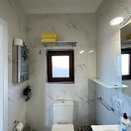 Quarto em Acomodações Particulares Tenerife Sur Habitación De Lujo *